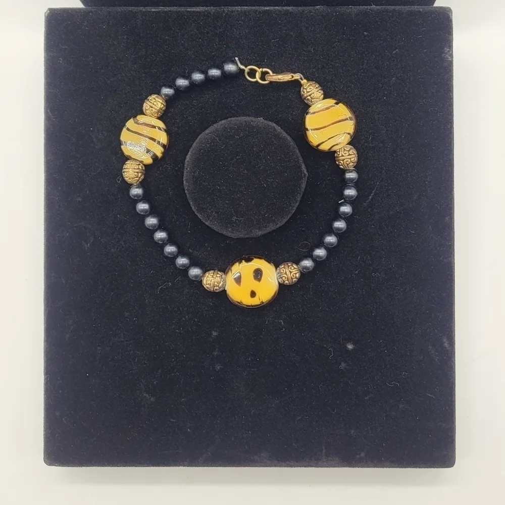 African Inspired Beaded Bracelet and Earrings​​​